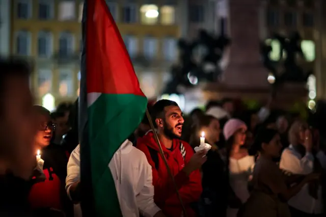 متضامنون مع غزة في وقفة شهدتها مدينة ميونخ الألمانية 