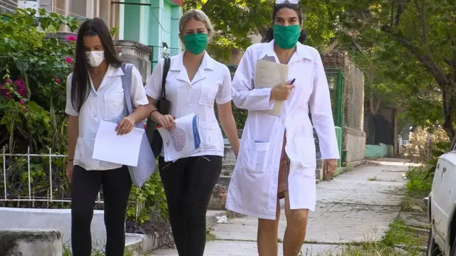 கொரோனா வைரஸ் : கியூபா மருத்துவர்கள் எத்தனை நாடுகளில் பணியாற்றுகிறார்கள் தெரியுமா?