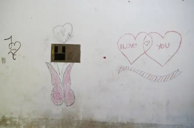 Dibujos en una pared