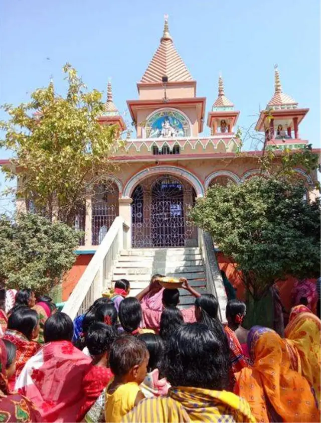 12 मार्च को दास समुदाय के लोगों ने गिधेश्वर मंदिर में प्रवेश किया