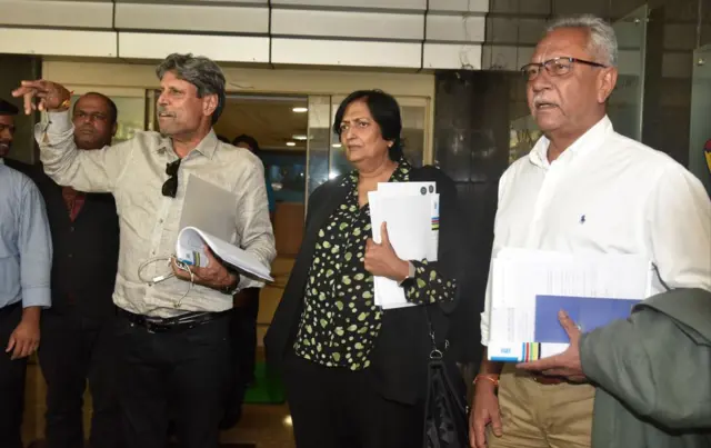 கிரிக்கெட், மகளிர் கிரிக்கெட், சமூகம், இந்தியா, வரலாறு