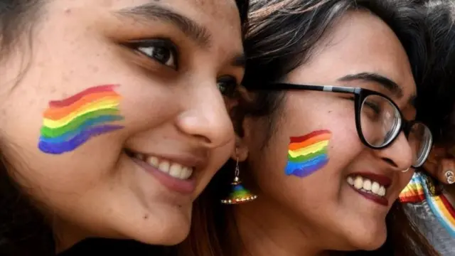 ఎల్జీబీటీ కార్యకర్తలు