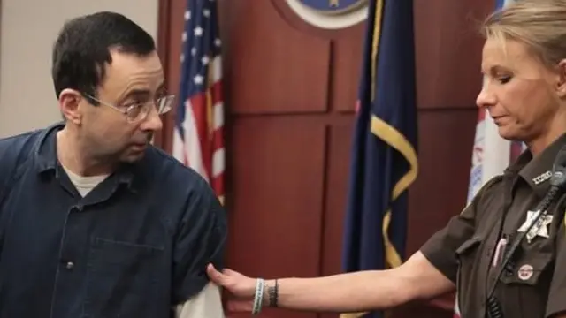 லாரி நாசர்