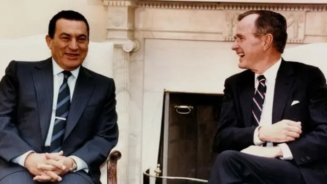Hosni Mubarak na rais George Bush