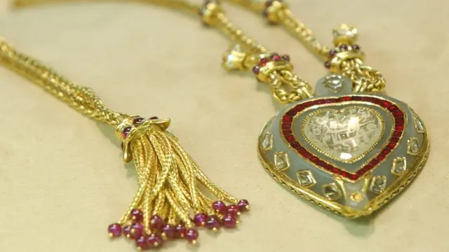 ઘરેણાની તસવીર