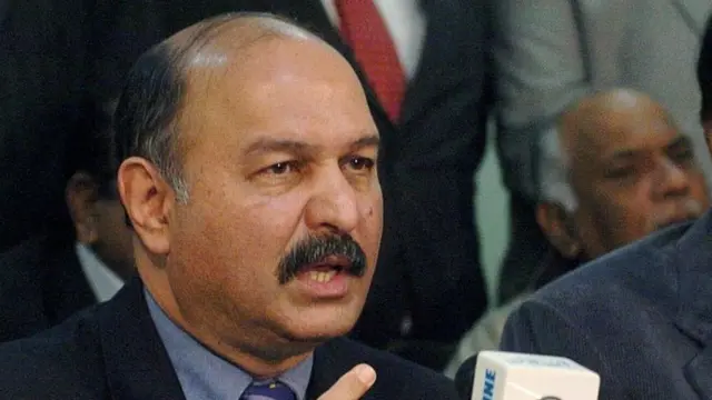 مشاہد حسین سید