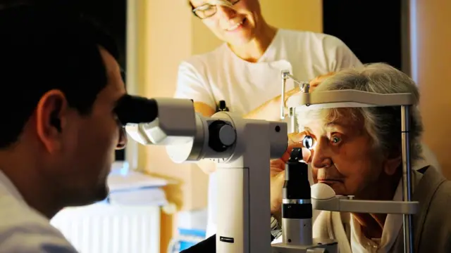 офтальмолог