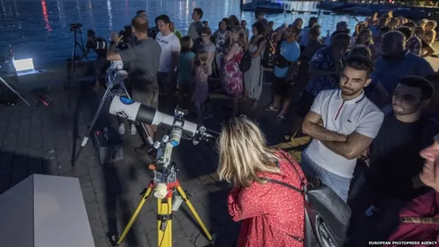 चंद्र ग्रहण, पूर्ण चंद्र ग्रहण