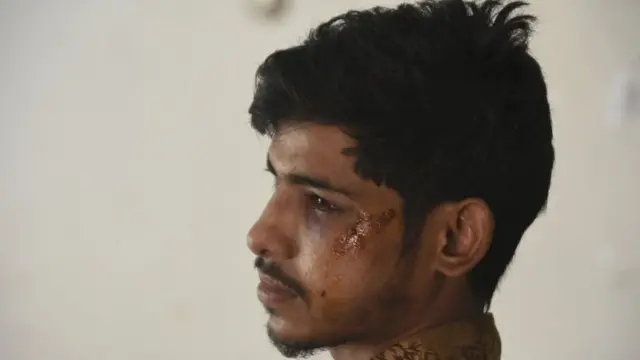 जब पुलिस दंगा रोकने के लिए निष्पक्ष कार्रवाई नहीं करती, तो राजनीति विज्ञान की भाषा में इसे Pogrom (पोग्रैम) कहते हैं.