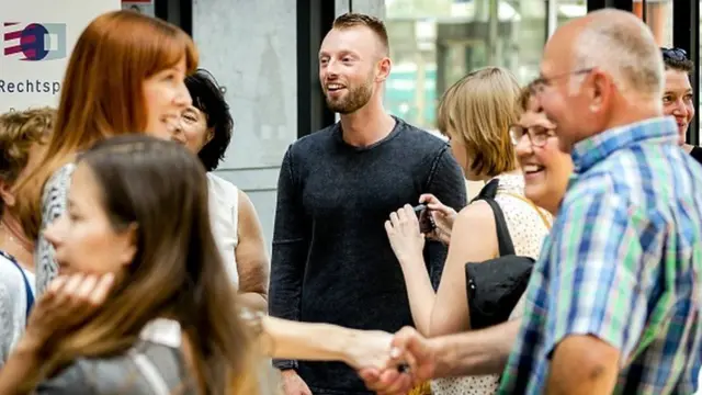 이들 중 대부분이 80년대에 태어났다