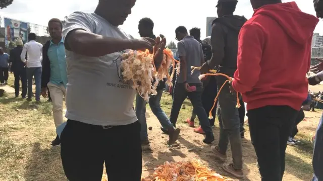 የጧፍ ሽያጭ ተጧጡፎ