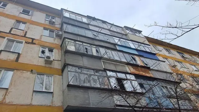 пошкоджений будинок