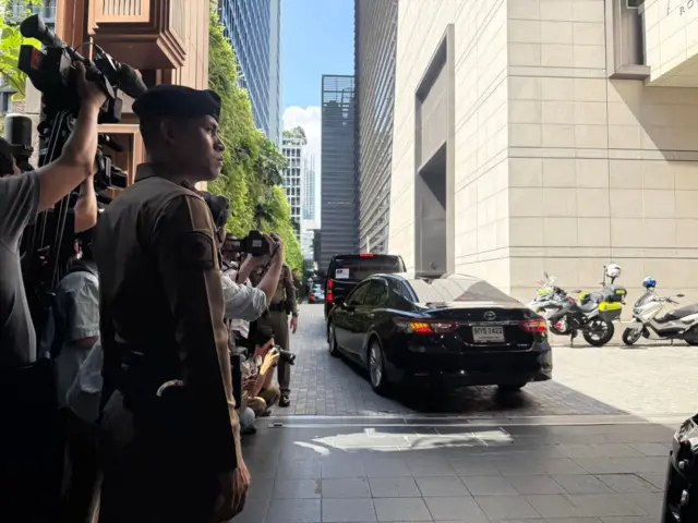 ဘန်ကောက်မှာ တွေ့ဆုံပွဲလာတက်တဲ့ စစ်ခေါင်းဆောင်