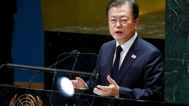 문재인 대통령이 21일(현지시간) 미국 뉴욕 유엔 총회장에서 기조연설을 하고 있다