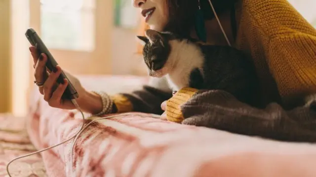 कोरोना काल में प्रेम की जगह