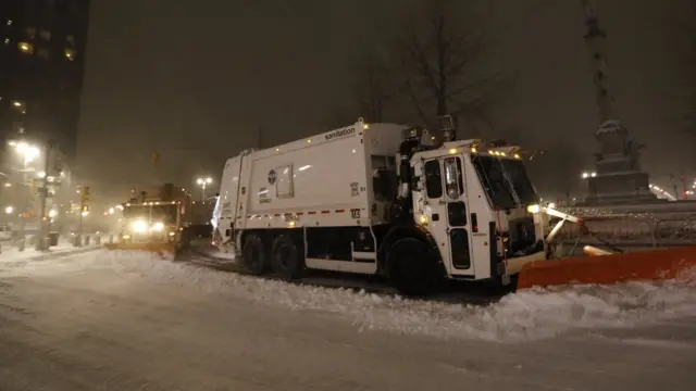 Расчистка снега