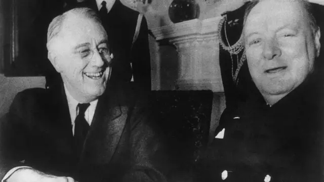 Franklin Delano Roosevelt y Winston Churchill.
