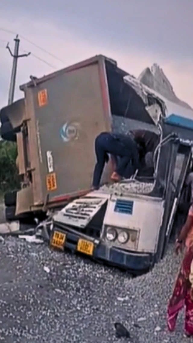 బస్సు ప్రమాదం 