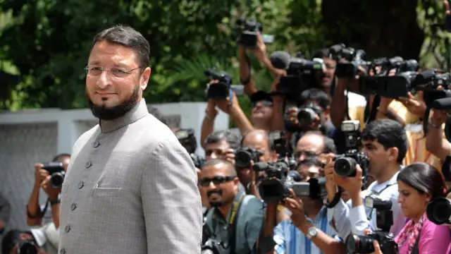 असदुद्दीन ओवेसी