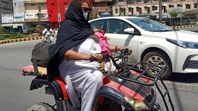 पाकिस्तान, कोरोना