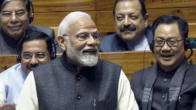 नरेंद्र मोदी