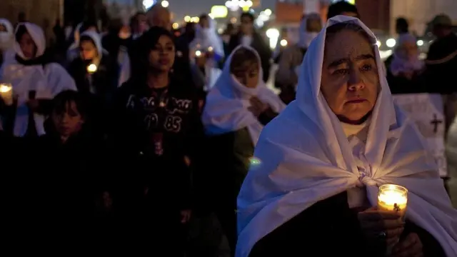 Protestorobo estrela betCiudad Juárez, exigindo justiça pelos assassinatosrobo estrela betMarisela erobo estrela betfilha Rubí