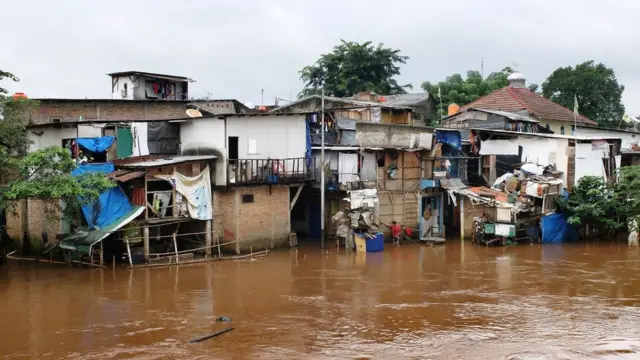 Sebuah gang di Jakarta yang sempat terendam air pada Februari 2016 lalu.