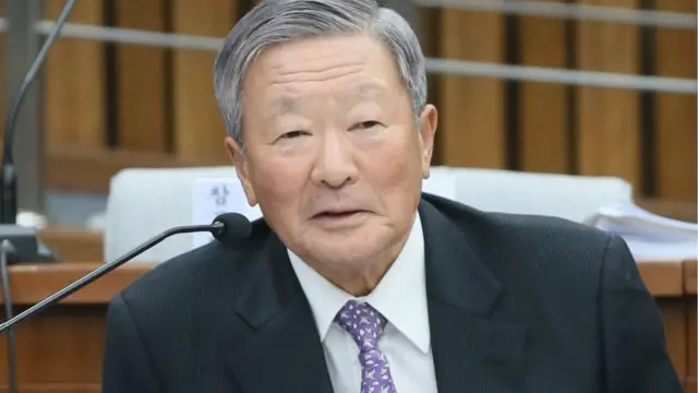 '최순실 국정농단' 사태 관련 청문회에 섰던 구본무 회장