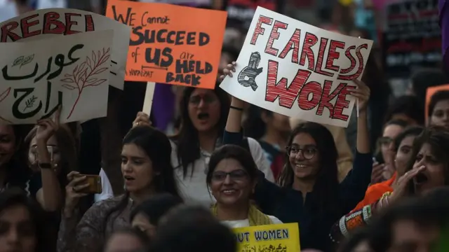 پاکستان، خواتین