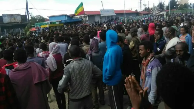 ኣብ ከታመ ደብ ብርሃን ዝተኻየደ ሰልፊ ተቓውሞ