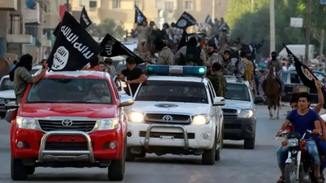 ইরাক ও সিরিয়ার বিস্তীর্ণ এলাকা একসময় দখল করে নিয়েছিল আইএস