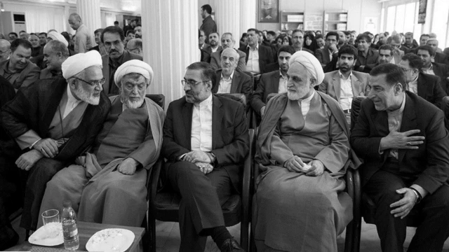 آوایی و نیری