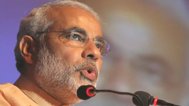 नरेंद्र मोदी