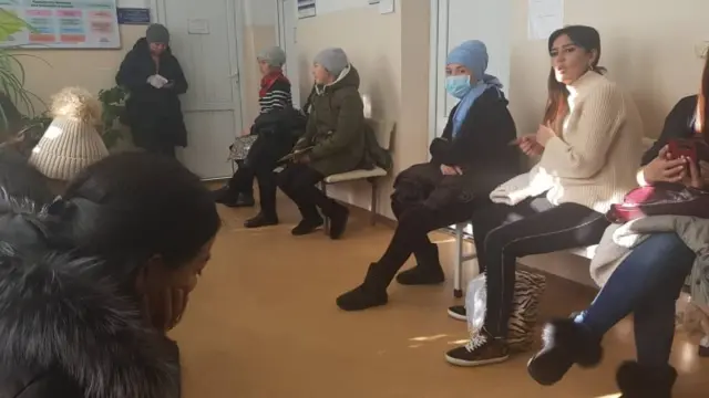 Бишкектеги ооруканалардын бириндеги кезек
