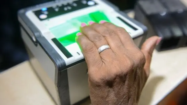 ఆధార్, సుప్రీంకోర్టు