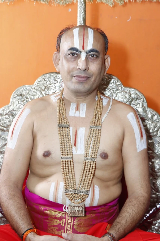 स्वामी योगेश्वराचार्य