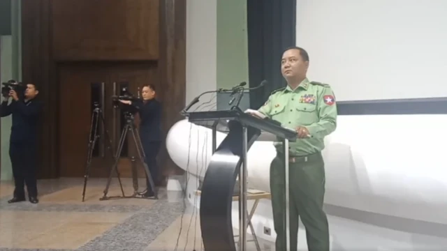 တပ်မတော် သတင်းစာရှင်းလင်းပွဲ