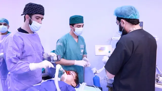 په افغانستان کې په هر ۱۰۰۰ زیږون کې لږ تر لږه دوه ماشومان د پرې شونډې یا پرې تالو روغتیایې ستونزې سره زېږي