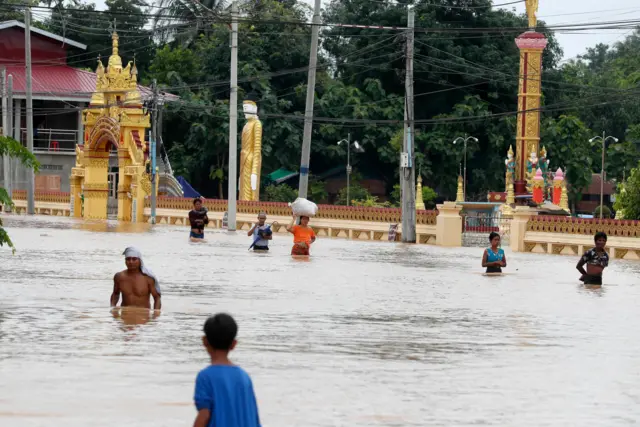 ၂၀၂၄ ခုနှစ်တုန်းက စူပါတိုင်ဖွန်းမုန်တိုင်း ယာဂီ ကြောင့် မိုးအဆက်မပြတ်ရွာပြီး ရေကြီးခဲ့တဲ့ ပဲခူးတိုင်း၊ တောင်ငူမြို့ (ပုံဟောင်း)


