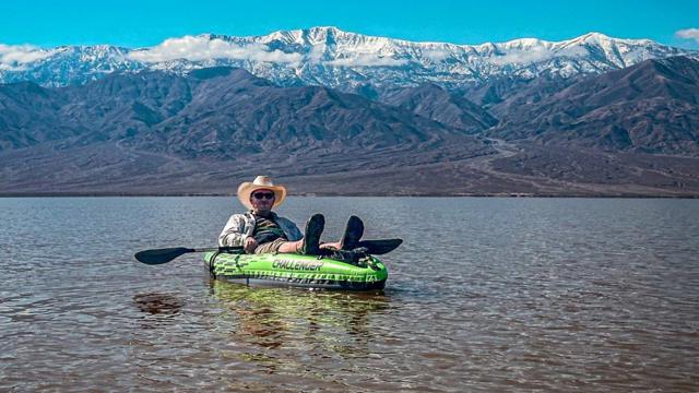 Patrick Donnelly en su kayak