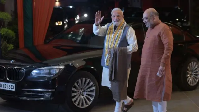 नरेंद्र मोदी