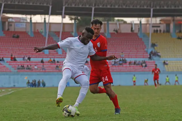 ए डिभिजन लीग फुटबल प्रतियोगिता