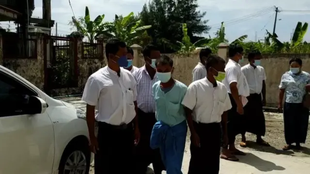 စစ်ကောင်စီက သံသယနဲ့ ဖမ်းဆီးမှုတွေထဲမှာ အုပ်ချုပ်ရေးမှူးတချို့လည်း ပါဝင်ခဲ့ပါတယ်။