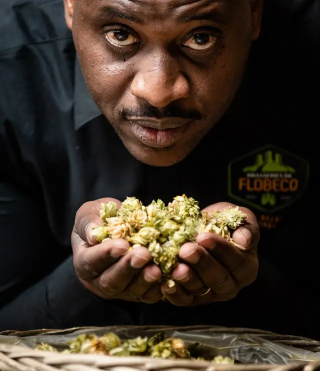 Kavakure avuga ko inakuru wiwe ari we yabivanyeko