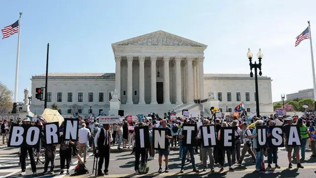 Trump perde batalha na Suprema Corte para acabar com cidadania americana