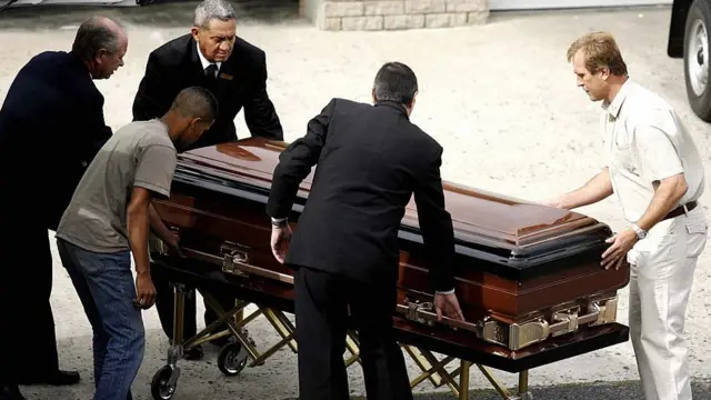 પ્રતીકાત્મક તસવીર