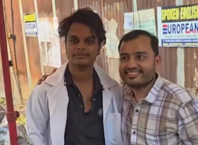 अलख पांडे के साथ रोहित कुमार