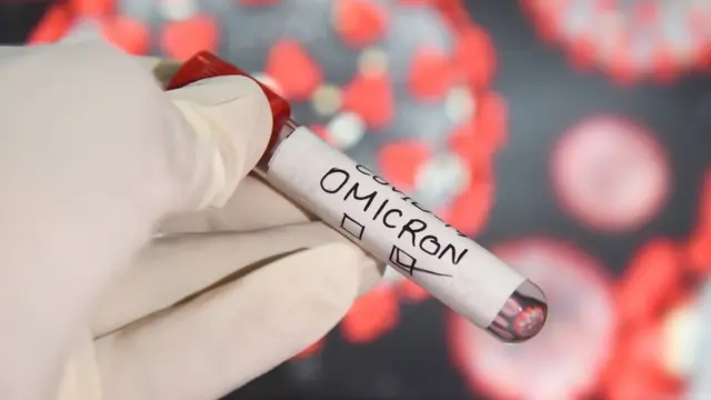 ओमिक्रॉन
