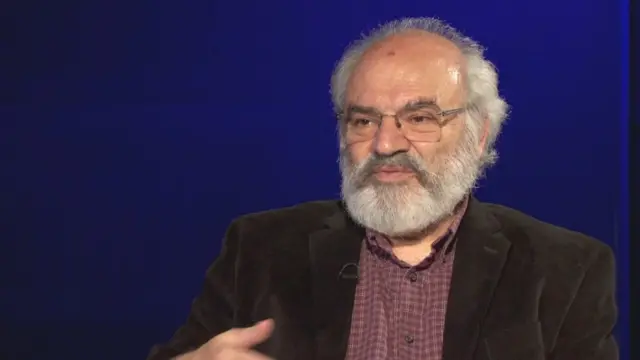 حمید نفیسی استاد رادیو، تلویزیون و فیلم در دانشگاه نورث‌وسترن آمریکا