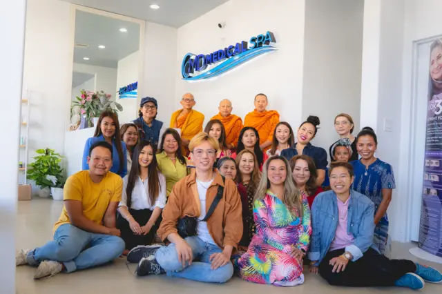 ทำบุญใหญ่ฉลองครบ 1 ปี สาขาเบเวอร์รีฮิลส์﻿